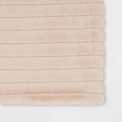 Textured Faux Fur Reversible Throw Blanket - Threshold™ 4 Textured Faux Fur Reversible Throw Blanket - Threshold™ - Image 4