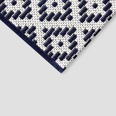 Geo Diamond Outdoor Rug - Threshold 1 Geo Diamond Outdoor Rug - Threshold